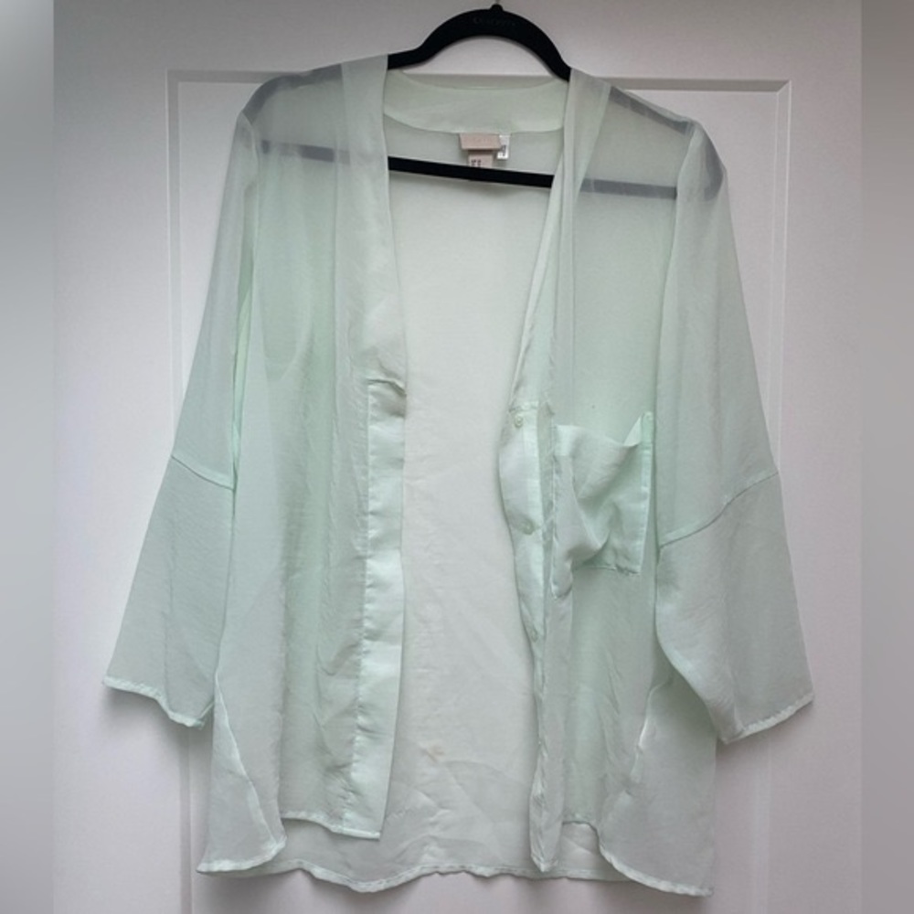 H&M Blouse, Size 10 🌷
